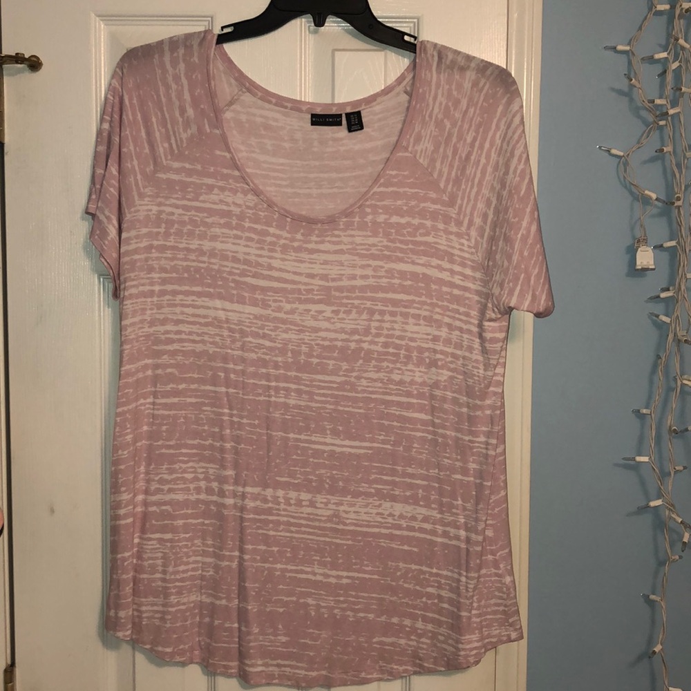 Pink and white top